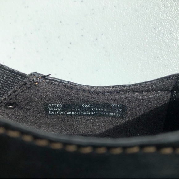 Clark’s Woman’s Black Leather Comfort Shoes Size 9M - Picture 8 of 8